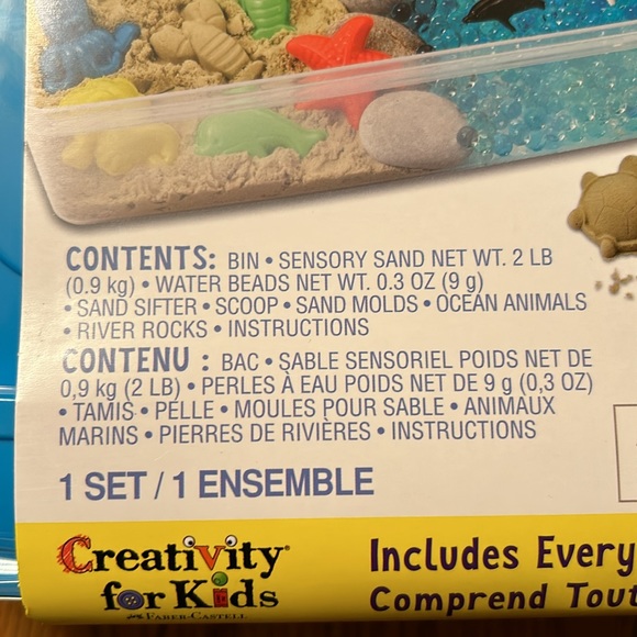 Sensory bin ocean & sand - Picture 2 of 4